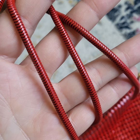 Vintage Red Chevron Metal Mesh Handbag Evening Bag Crossbody with Chain Strap - Picture 7 of 7